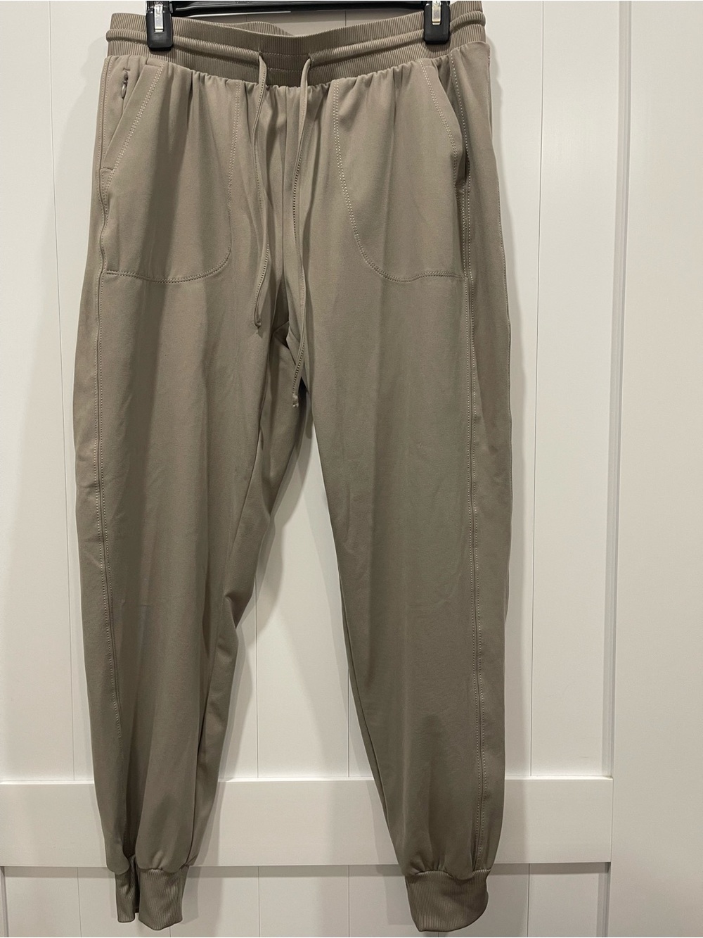 Rachel Zoe women’s  Taupe Drawstring Joggers